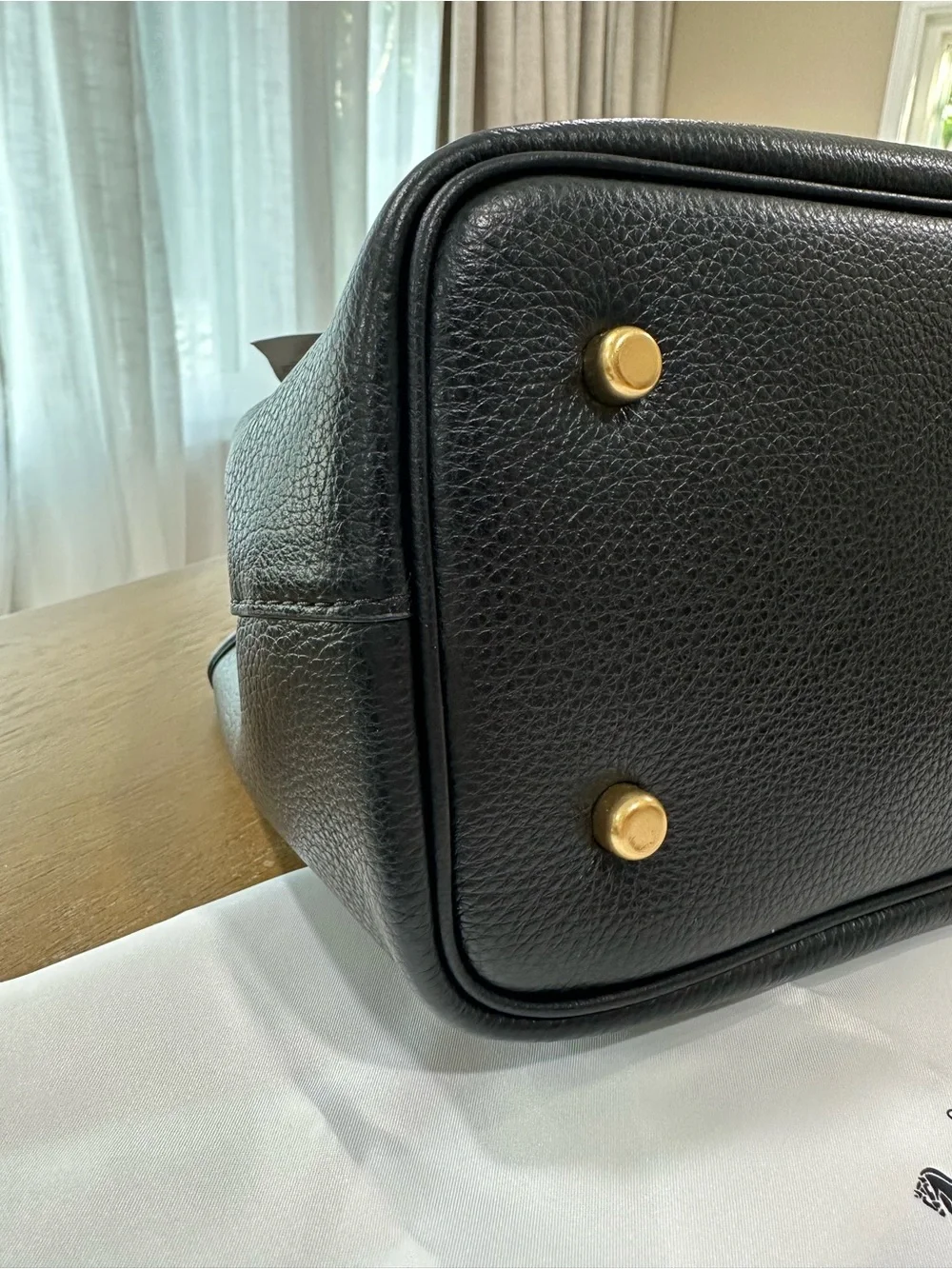 Coach Legacy Carryall 28